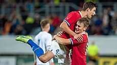 Adam Gabriel (naho�e) a Kry�tof Dan�k z �eské jedenadvacítky