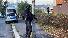Policisté vy�et�ují vra�du na pra�ském Lehovci. (22. �íjna 2022)