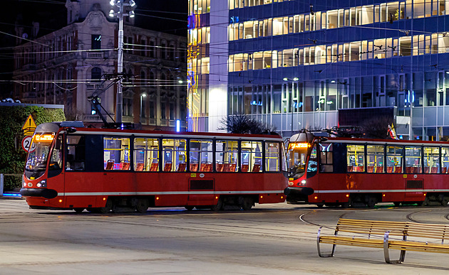 Muž v Polsku ukradl tramvaj, jezdil po městě a nabral několik cestujících