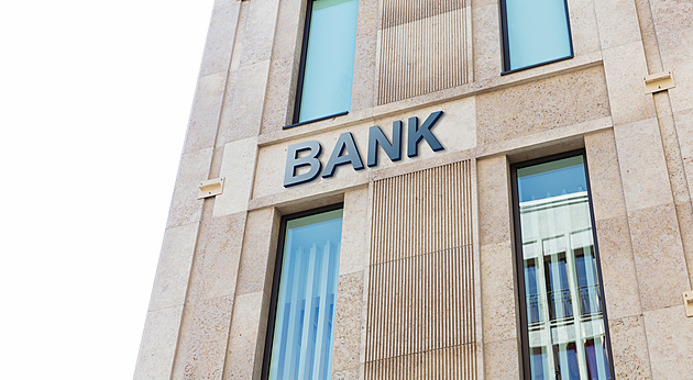 KOMENTÁŘ: Banky jsou užitečné, ale také hamižné. Realitní krizi nelze vyloučit