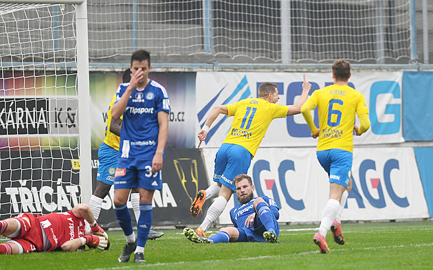 Teplice - Olomouc 2:1, domácí otočku zařídilo ofenzivní duo Žák a Gning