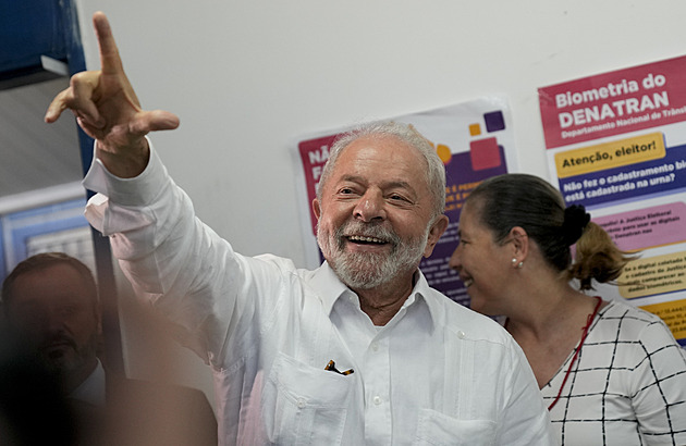 Prezidentem Brazílie bude Lula, Bolsonaro funkci těsně neobhájil