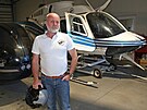 Pilot vrtulníku Jií Vlk pomáhal jeden den hasit obrovský poár v eském...