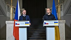 eský premiér Petr Fiala s ukrajinským premiérem Denysem mahalem v Kyjev ...