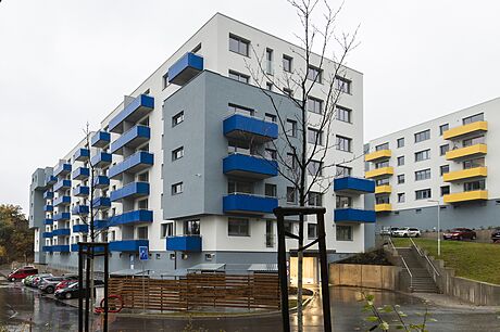 Plzeské biskupství koupilo bytový dm se stovkou byt ve Studentské ulici v...