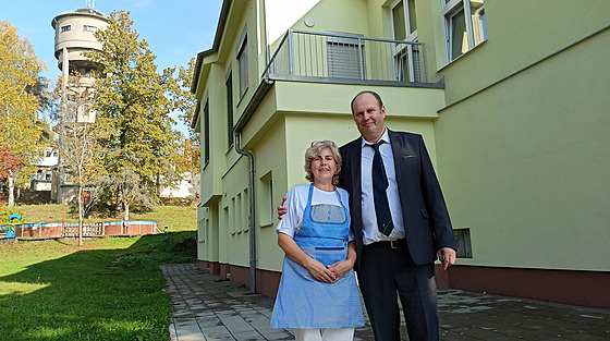 Rudolf Focke s Julií Bahlíkovou, která nala ve cvikovské léebn doasný domov i práci. Ukrajinu opustila v beznu, s manelem a dvma syny, kteí zstali v Charkov, je v denním kontaktu pes internet. Ne vdy vak dostává dobré zprávy