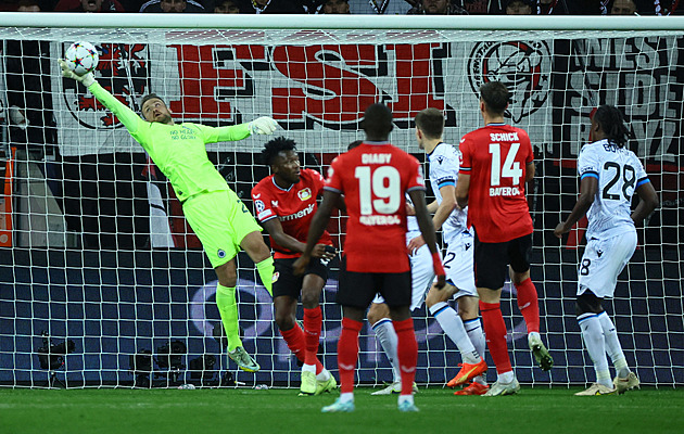 Další operace? To není téma, říká k Schickovým trablům šéf Leverkusenu