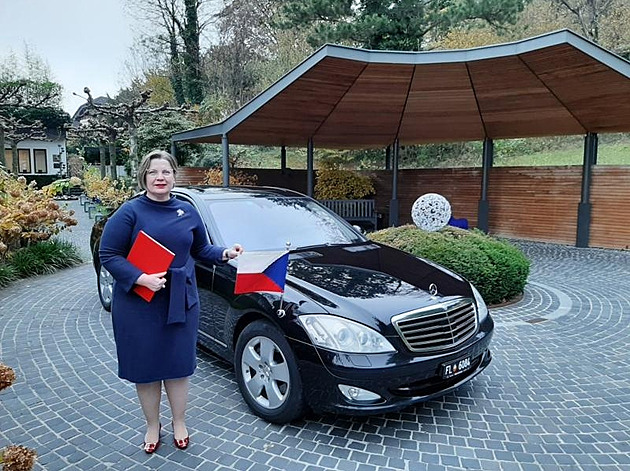 Česká velvyslankyně ve Švýcarsku a v Lichtenštejnsku Fialková náhle zemřela