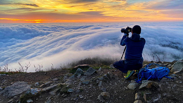 OBRAZEM: Inverze nezklamala, vyčarovala podívanou pro fotografy na Ještědu