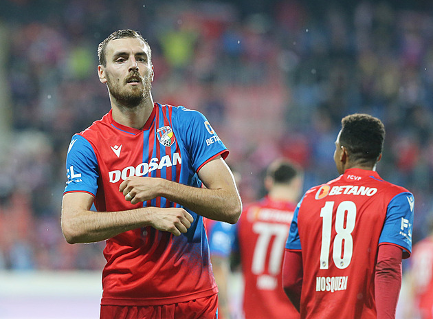 Plzeň - Brno 4:0, domácí přezimují první, dva góly dal útočník Chorý