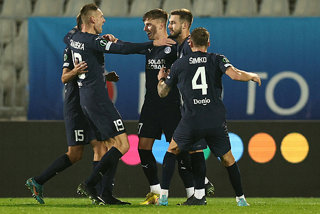 Partizan - Slovácko 1:1, hosté útočili na výhru, domácí postup ubránili