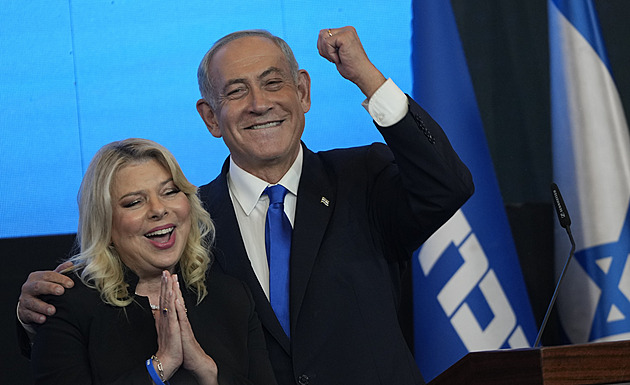 Netanjahuův návrat na spadnutí. Likud se spojenci míří v Izraeli za vítězstvím