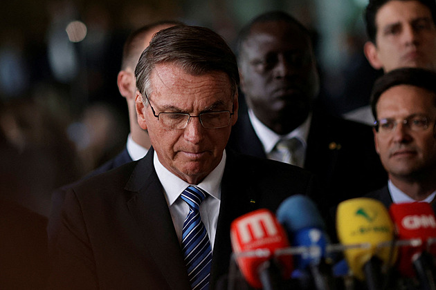 Bolsonaro se pokusil o převrat, na prezidenta Lulu se chystal atentát