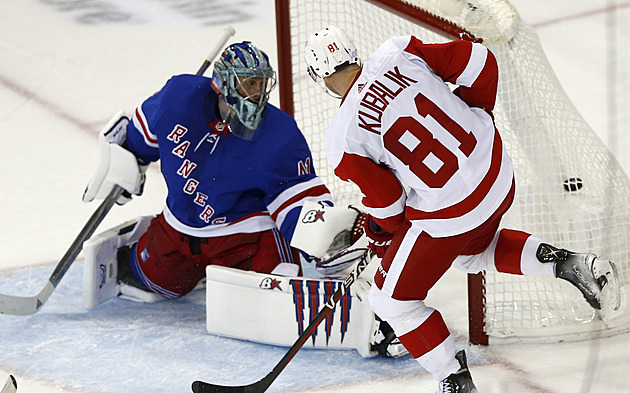 Kubalík gólem z prodloužení trefil výhru Detroitu na ledě Rangers