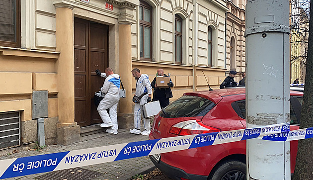 Policie zadržela muže podezřelého z násilné smrti ženy v Plzni