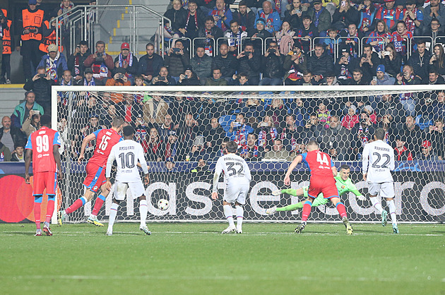 Plzeň - Barcelona 2:4, šestá prohra i důstojné loučení s Ligou mistrů