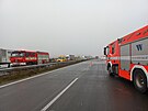 Dálnice D1 ve smru na Prahu je na 174. kilometru kvli pátení nehod uzavena.