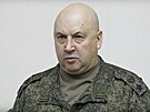 Velitel ruských okupaních sil na Ukrajin Sergej Surovikin na setkání s ruským...