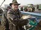 Rybi Vojenskch les a statk po dvou letech vylovili Horn Padrsk rybnk v...