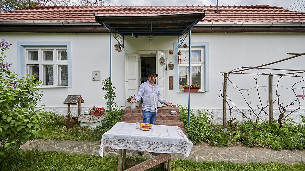 Chalupá�ská pohoda v podání antichalupá�e Mariána.