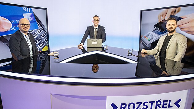 Host poadu Rozstel Vladimr Vojtek (vlevo), vkonn editel Daily Banking, SOB a Petr Polk, country manaer Visa pro R.