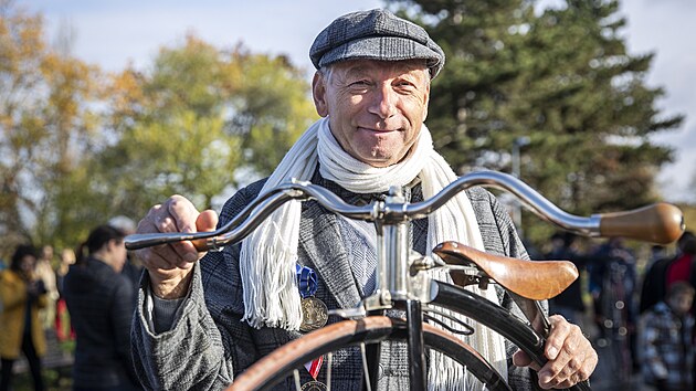Setkn velocipedist v Praze na Letn (5. listopadu 2022).