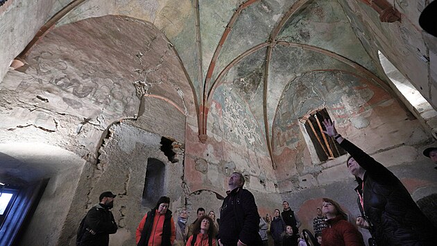 Hradn kaple na zmku v Beov, kde byl ped 37 lety nalezen Relikvi sv. Maura.