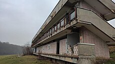 Koupali�t� D�bán je kv�li havarijnímu stavu zav�ené.