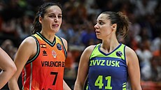 Angela Salvadoresová (vlevo) z Valencie a Barbora Wrzesiski z USK Praha