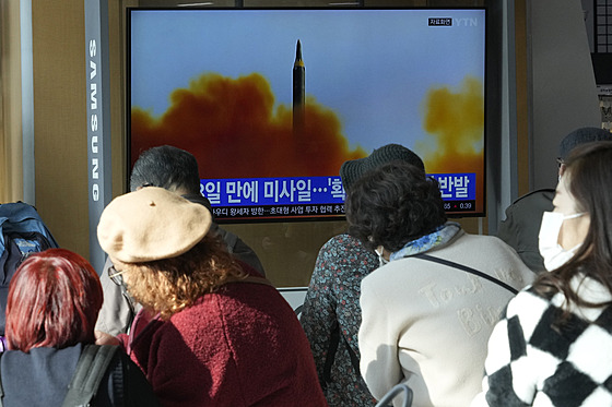 Severní Korea vypálila balistickou stelu krátkého doletu do Japonského moe....