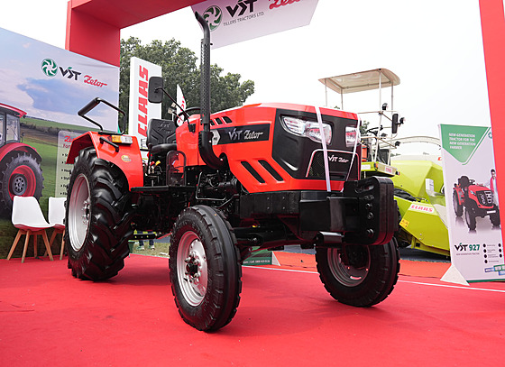 Nový model traktoru s názvem VST Zetor byl v roce 2022 pedstaven na indickém veletrhu.