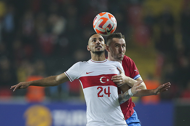 ONLINE: Turecko - Česko 1:0, po půlhodině otevírá skóre Enes Únal