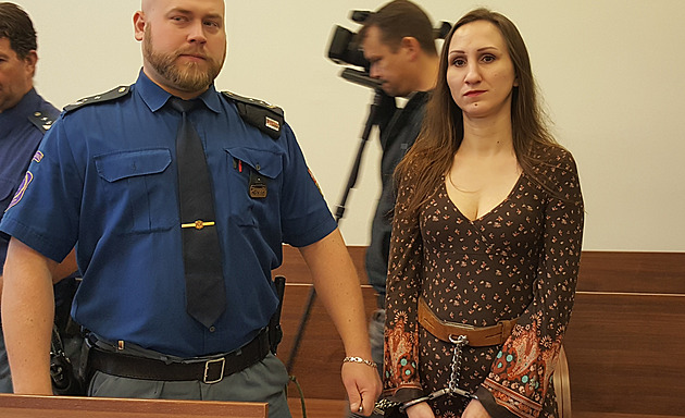 Obžalovaná Renata Homolová v jednací síni Krajského soudu v Ostravě. (14....