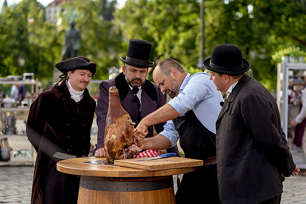 Šunku, morek a šneky od finalistů Masterchefa hodnotily špičky z oboru