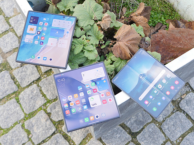 Jaký bude váš příští smartphone? Průzkum překvapil preferencí žen