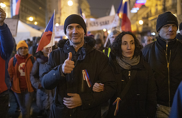 V lednu chci „masakr“, vzkázal lídr protestů proti vládě, chudobě i válce