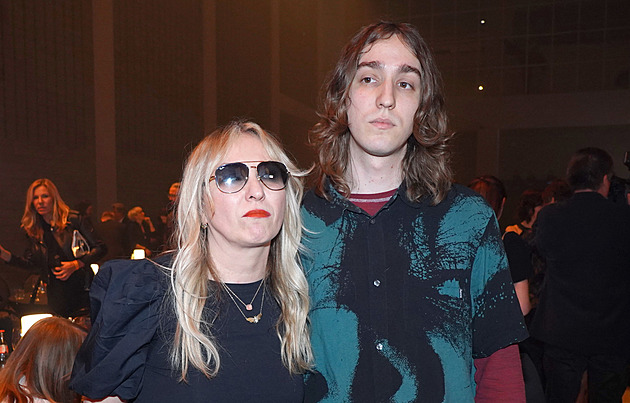 GLOSA: Ani podívaná, ani parodie. Ceny Anděl se klaněly Hradu