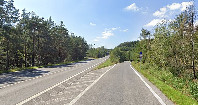 Zhruba osm msíc bude zavená ást kiovatky od Svoru na Nový Bor.