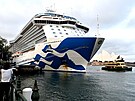 V australském Sydney zakotvila výletní lo, na které se asi 800 cestujících a...