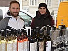 <p>Nejen svatomartinské víno, husičku či jiné dobroty mohli ochutnat účastníci Svatomartinské slavnosti na náměstí Jiřího z Poděbrad. Tradiční „pouť“ s mladým vínem, s mlhavým závojem v okolí, proběhla v sobotu 12. listopadu 2022.</p>