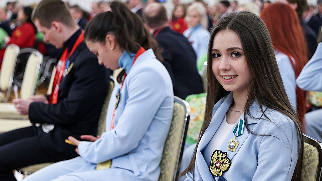 Ruská krasobruslaka Kamila Valijevová v Kremlu na setkání olympijských...