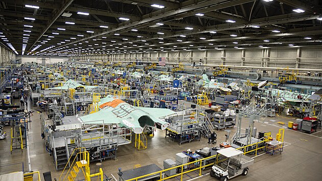 Tovrna Air Force Plant 4 na vrobu letoun F-35 v texaskm Fort Worth