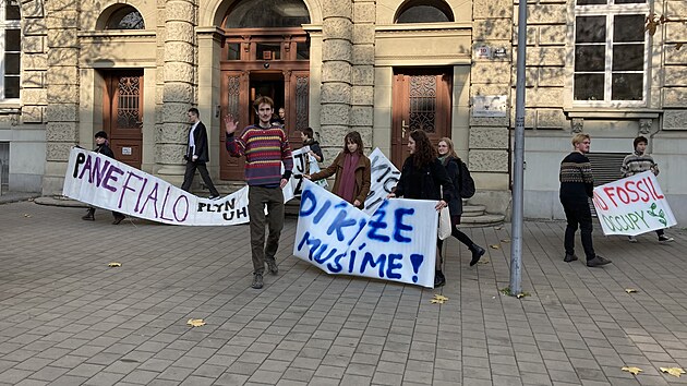 Studenti Fakulty sociálních studií Masarykovy univerzity zahájili okupační stávku za klima.