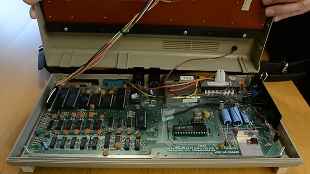Tahac harmonika z pota Commodore 64