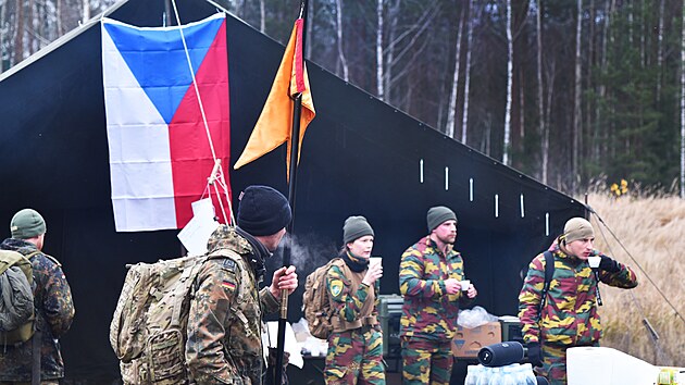 esti vojci v misi NATO v Litv uspodali k vro 17. listopadu pochod s nzvem Military death March.