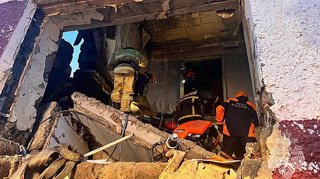 V obytn�m dom� v obci  Tymovskoje na Sachalinu vybuchl plyn. Na m�st� zahynulo dev�t lid�. (19. listopadu 2022)