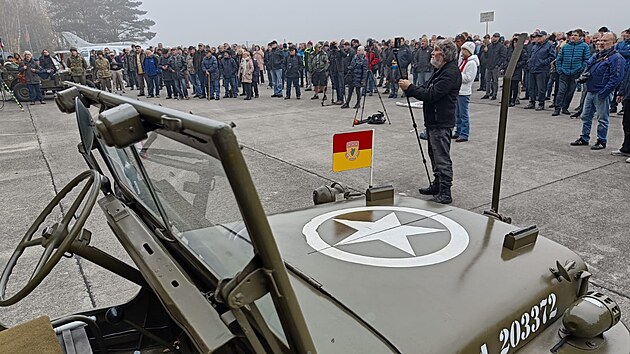 Protest lid z cel esk republiky proti zvaovanmu bourn letit Ln u Plzn kvli vstavb gigafactory (15. listopadu 2022)