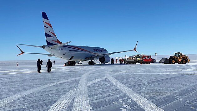 Na letiti Troll Airfield je veker potebn vybaven, vetn odpovdajcho protipornho zazen,(12.11.2022)