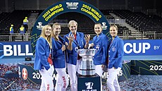 výcarské tenistky Jil Teichmannová, Simona Waltertová, Belinda Bencicová a...