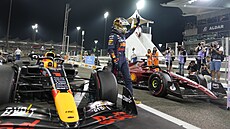 Max Verstappen z Red Bullu zvítězil v kvalifikaci na Velkou cenu Abú Zabí před...
